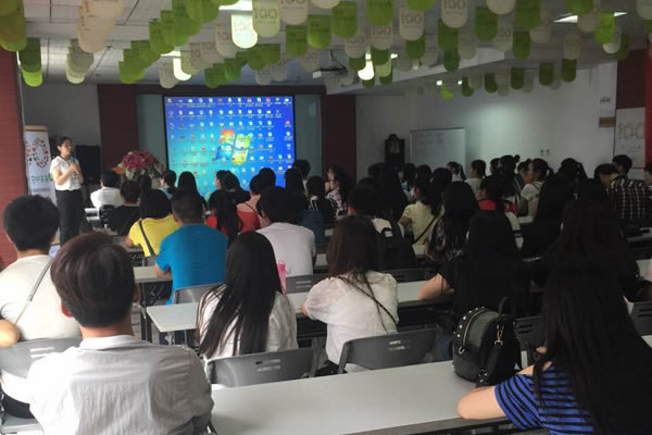 如何選擇電(diàn)子商(shāng)務(wù)淘寶客服外包公(gōng)司